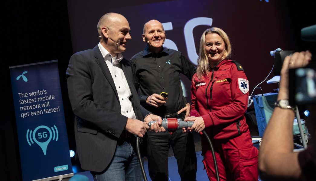 Sigve Brekke (in the middle), President and CEO of Telenor Group, at Kongsberg in 2018, launching the very first 5G pilot in Scandinavia together with Bjørn Ivar Moen, former acting CEO of Telenor Norway. “5G technology could fundamentally impact several critical societal functions, such as traffic management, health services, and important communications services like emergency communication networks,” said Moen.