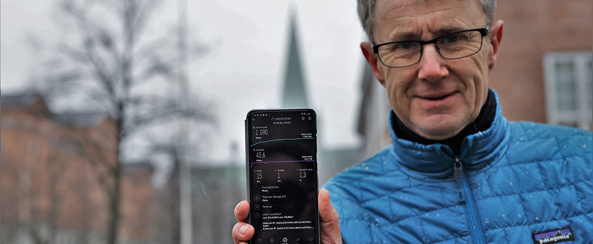 Speed test on phone with Bjørn Amundsen, Telenor Norway